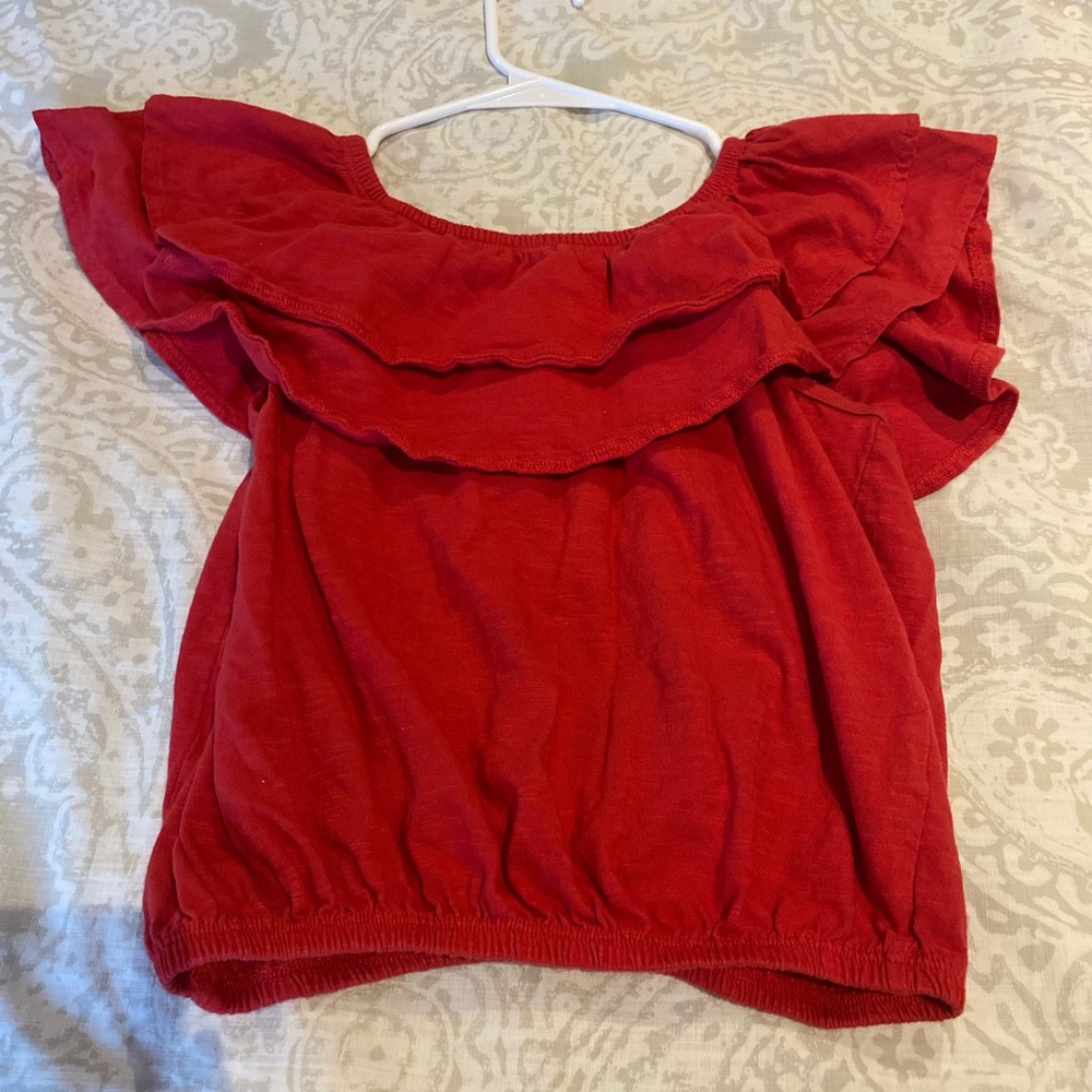 Cute kid ruffle shirt!
